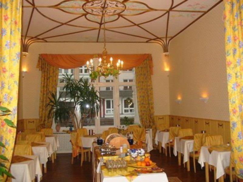 Hotel Pension Savoy Near Kurfuerstendamm Βερολίνο Εστιατόριο φωτογραφία