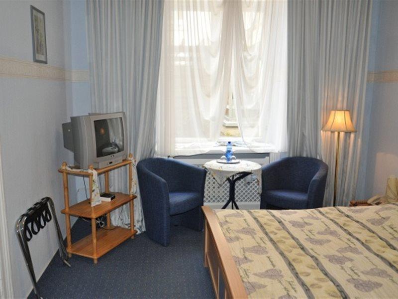 Hotel Pension Savoy Near Kurfuerstendamm Βερολίνο Εξωτερικό φωτογραφία