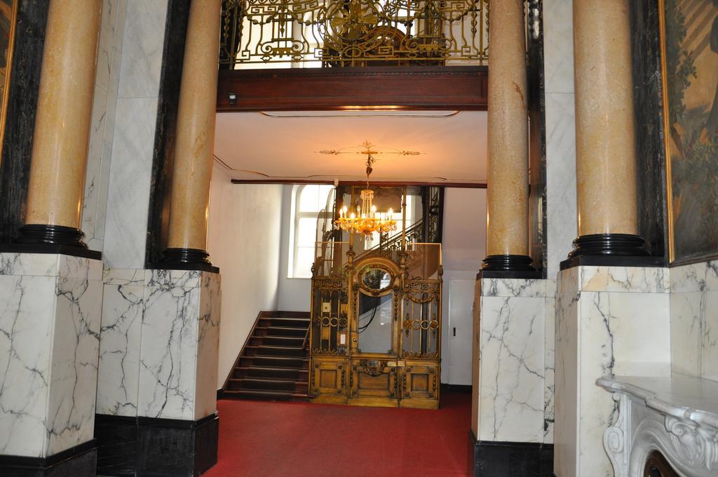 Hotel Pension Savoy Near Kurfuerstendamm Βερολίνο Εξωτερικό φωτογραφία
