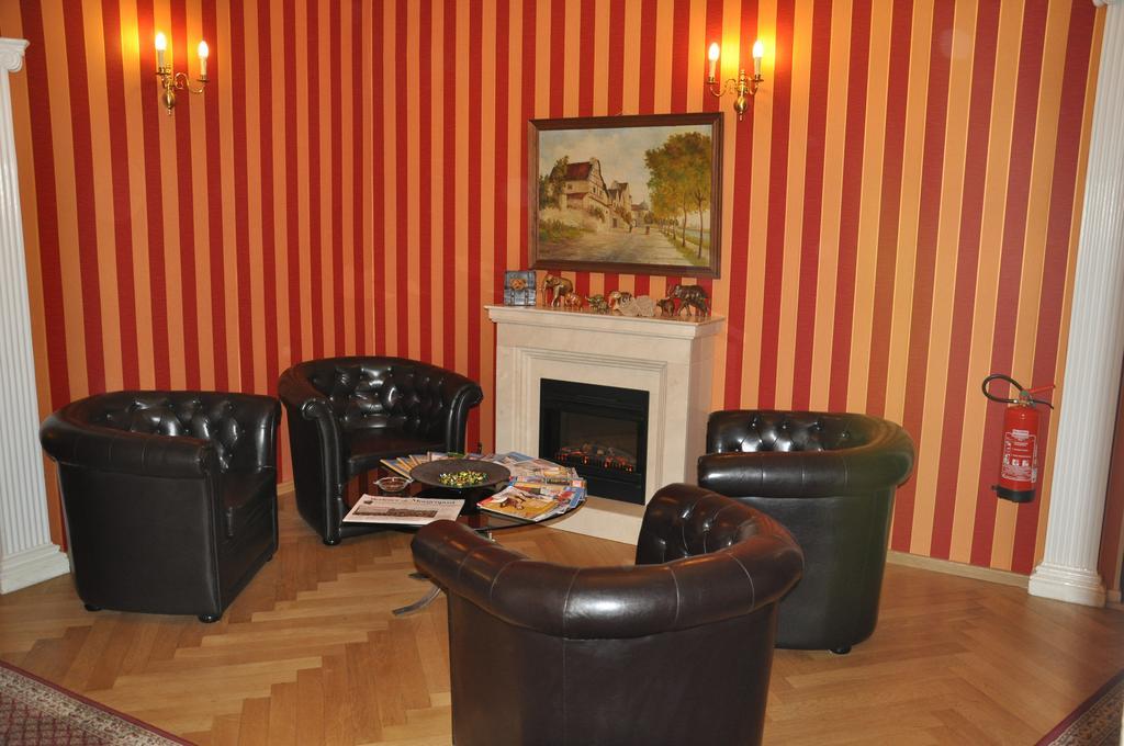 Hotel Pension Savoy Near Kurfuerstendamm Βερολίνο Εξωτερικό φωτογραφία